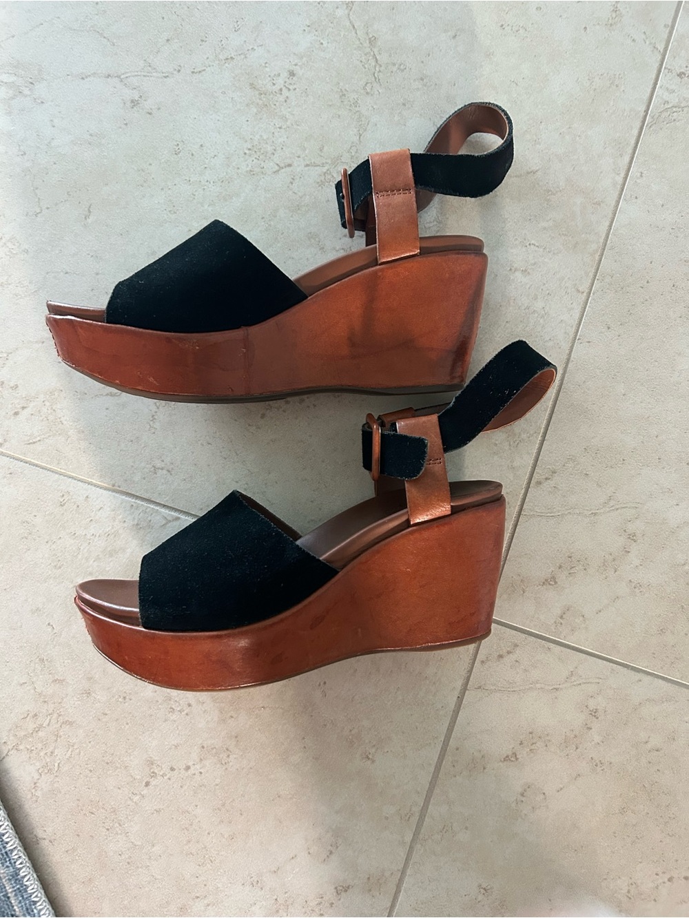 Kirk-Ease Black wedge Sandals. Size 8M Ankle Strap